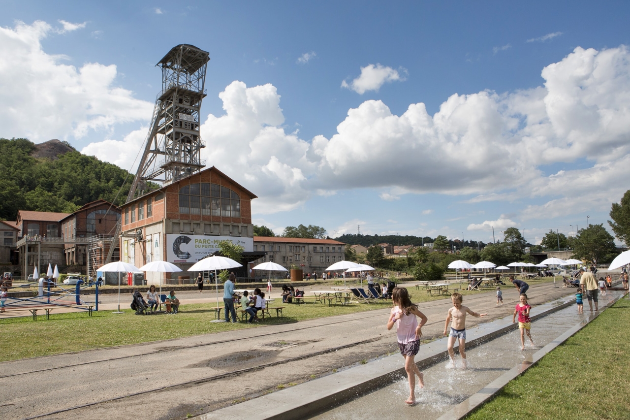 Bureaux devenus appartement triplex