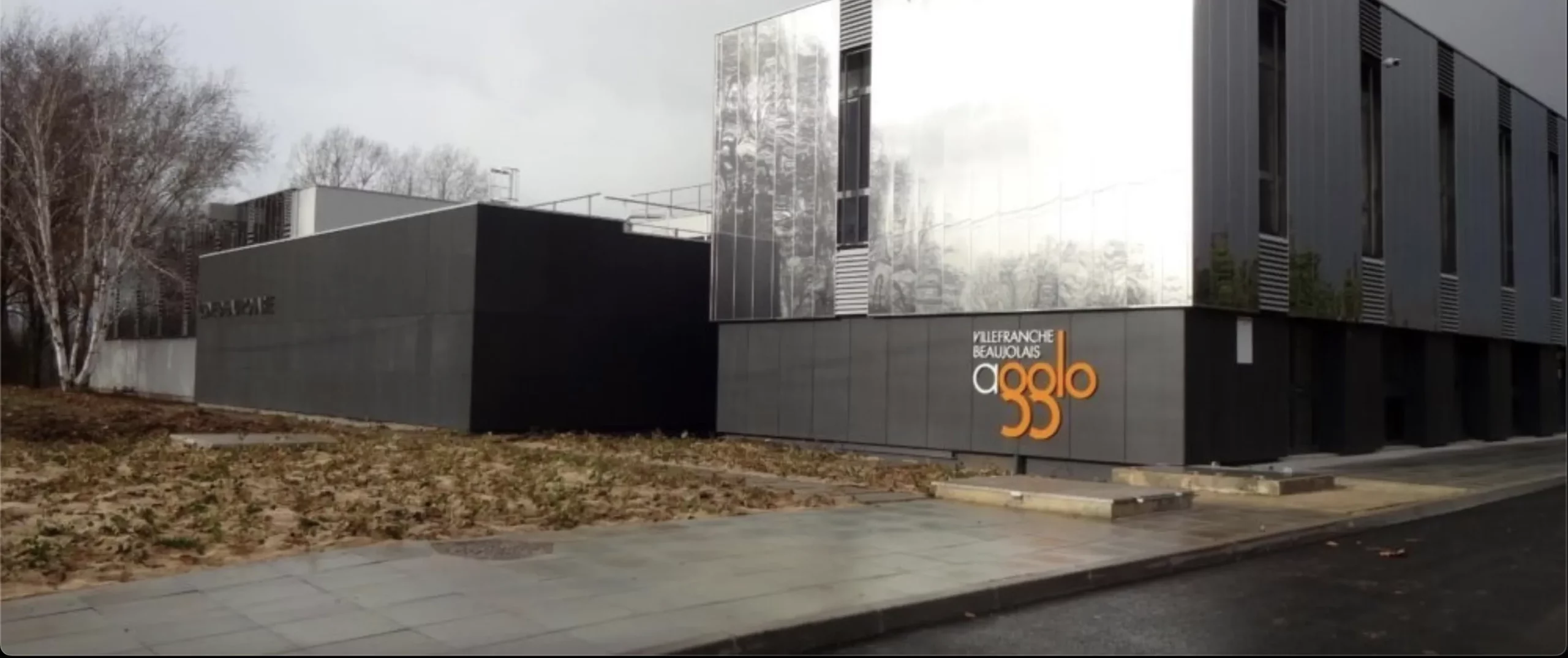 Bureaux devenus appartement triplex