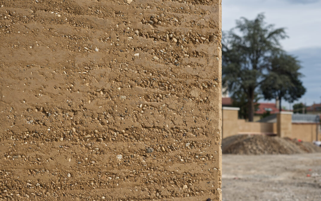 Locaux d’exploitation en terre crue